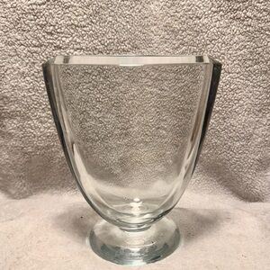 Elegant Strombergshyttan like heavy crystal vase